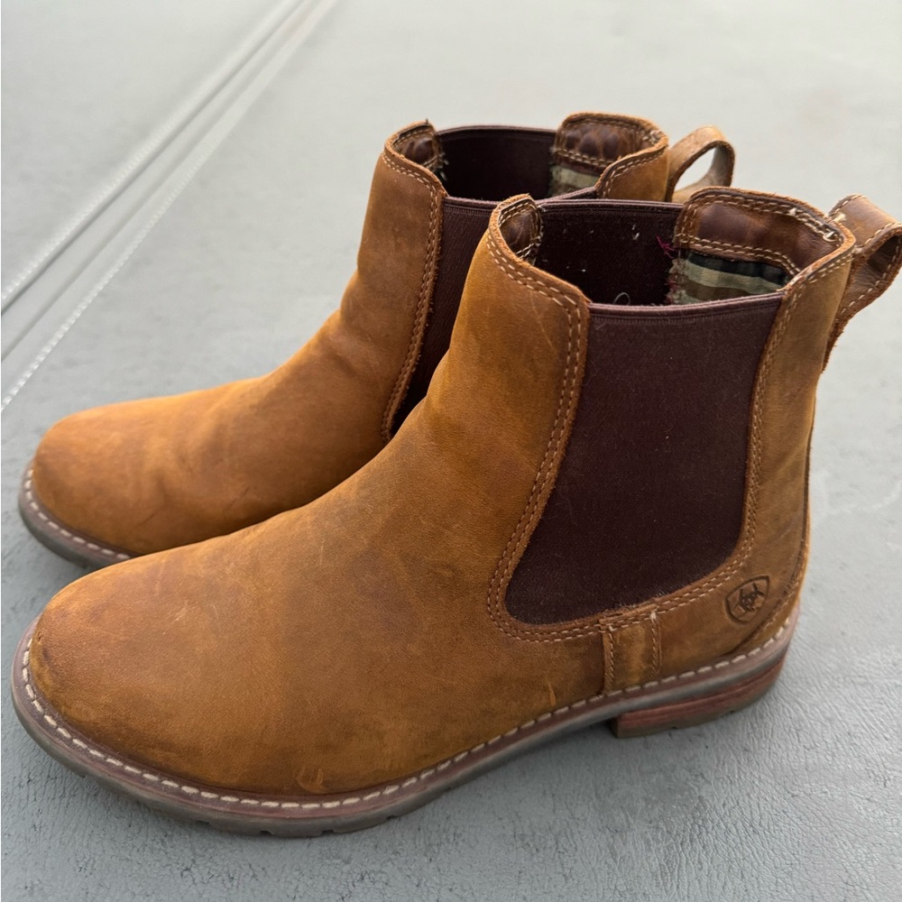 Ariat Wexford Waterproof Chelsea Boot - Weathered Brown